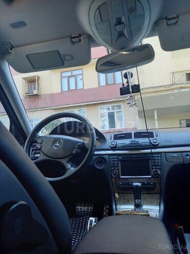 Mercedes E 220-13