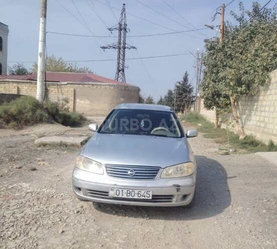 Nissan Sunny-2