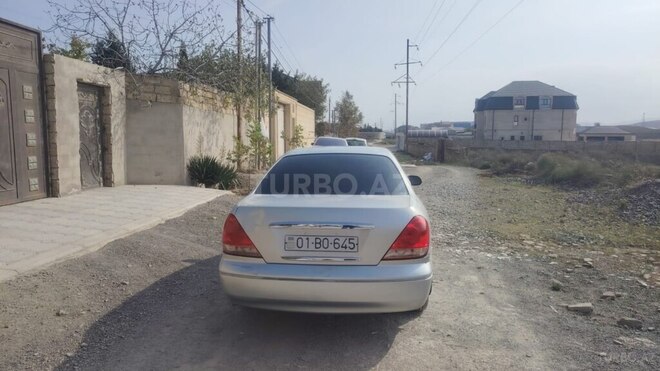 Nissan Sunny-5