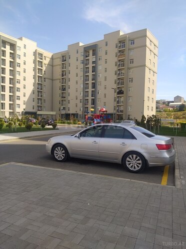 Hyundai Sonata-6
