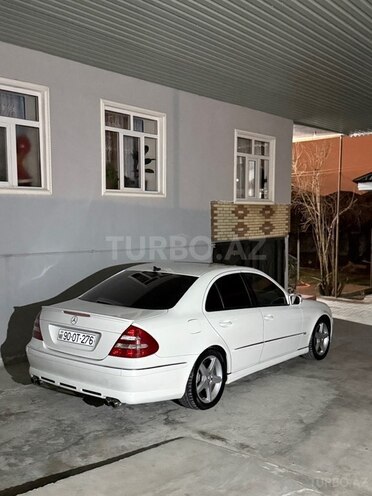 Mercedes E 240-7