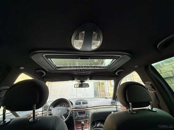 Mercedes E 240-9