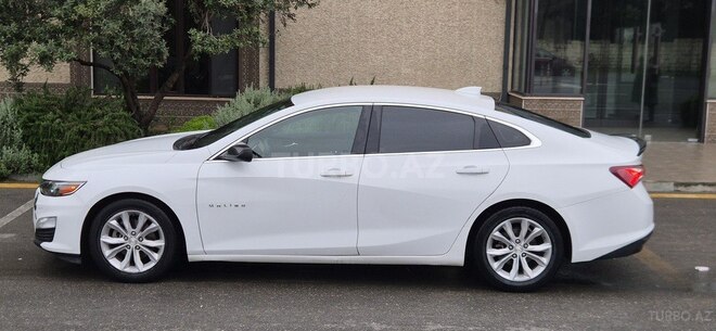 Chevrolet Malibu-8