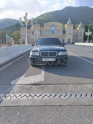 Mercedes C 200-6