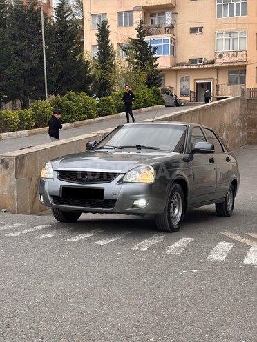 LADA (VAZ) Priora-1