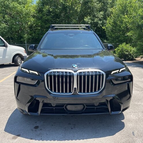 BMW X7-1
