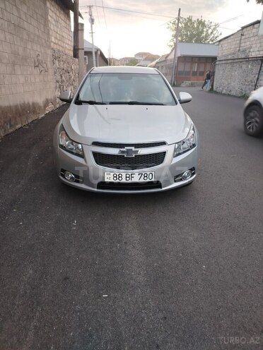 Chevrolet Cruze-1