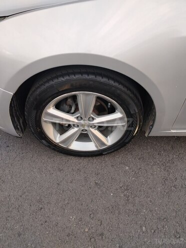 Chevrolet Cruze-5