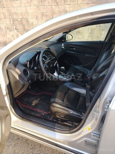 Chevrolet Cruze-6
