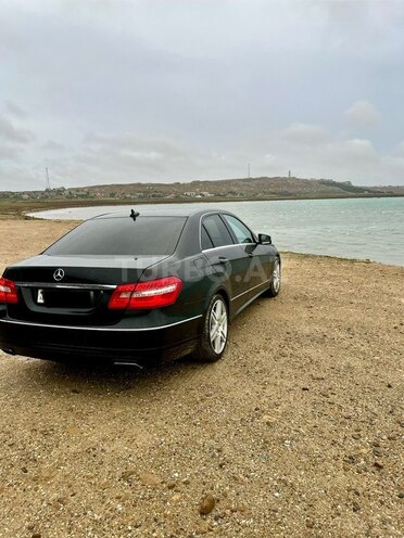 Mercedes E 220-3