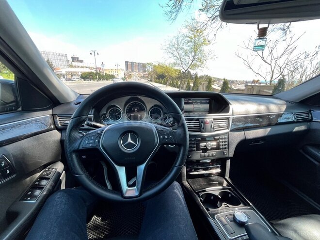 Mercedes E 220-5