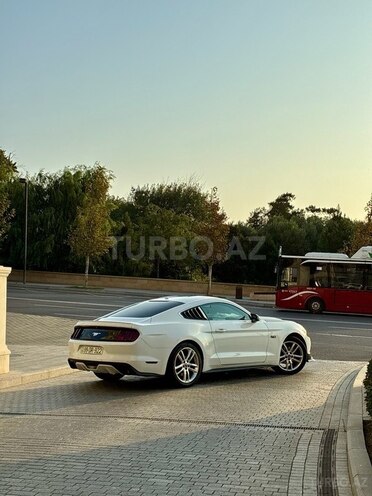 Ford Mustang-3