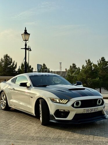 Ford Mustang-14