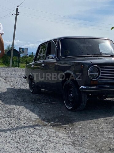 LADA (VAZ) 21011-14