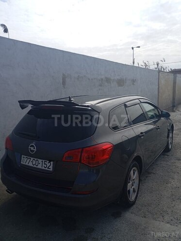 Opel Astra-9