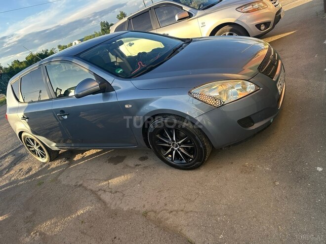 Kia Ceed-5