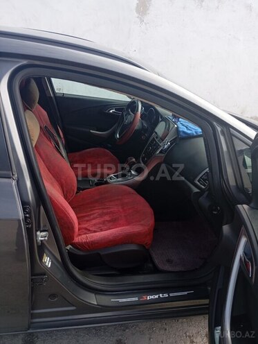 Opel Astra-12