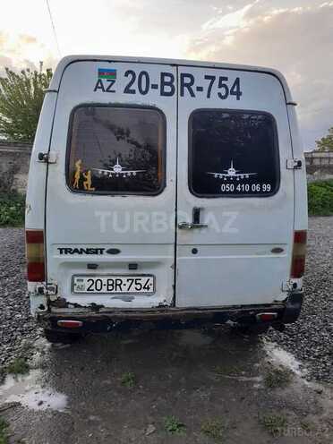 Ford Transit-2
