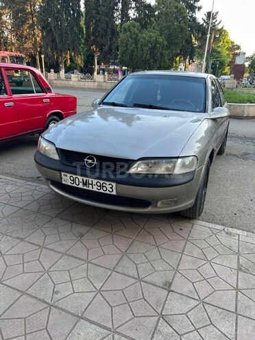 Opel Vectra-1