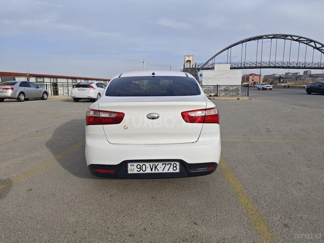 Kia Rio-2
