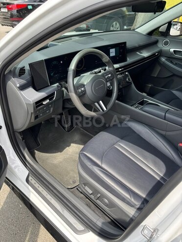 Hyundai Sonata-7