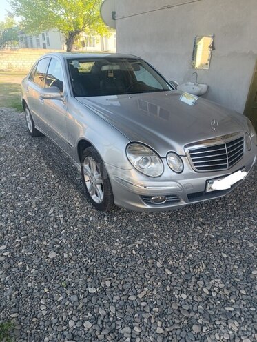 Mercedes E 220-5