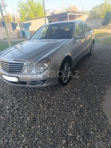 Mercedes E 220-6