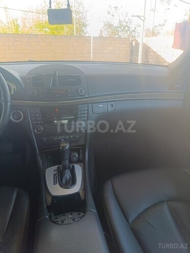 Mercedes E 220-8