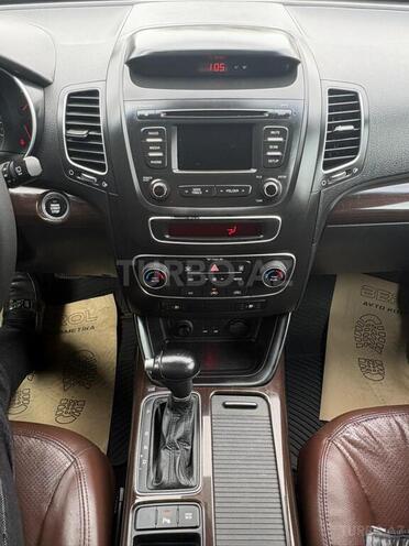 Kia Sorento-4