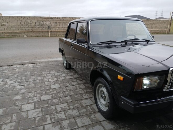 LADA (VAZ) 2107-5