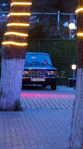 LADA (VAZ) 2107-2
