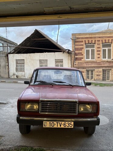 LADA (VAZ) 2107-1
