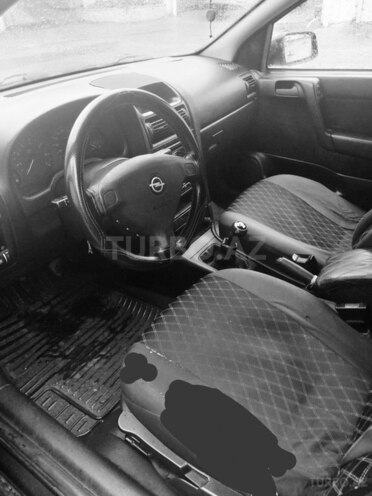 Opel Astra-9