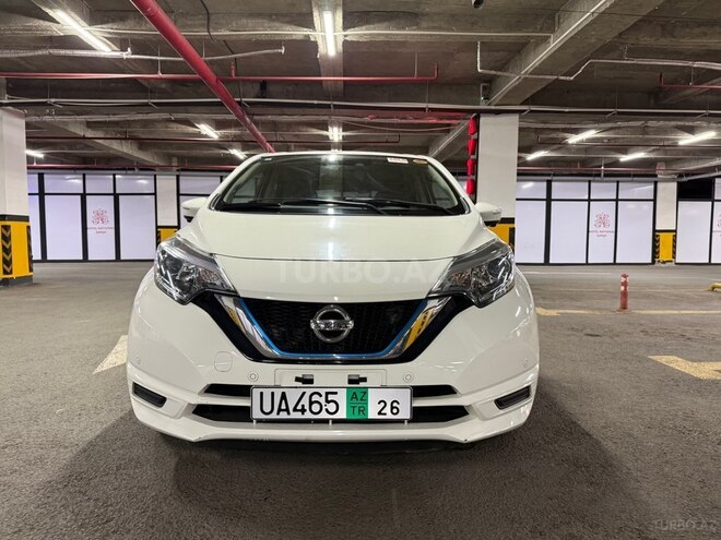 Nissan Note-1