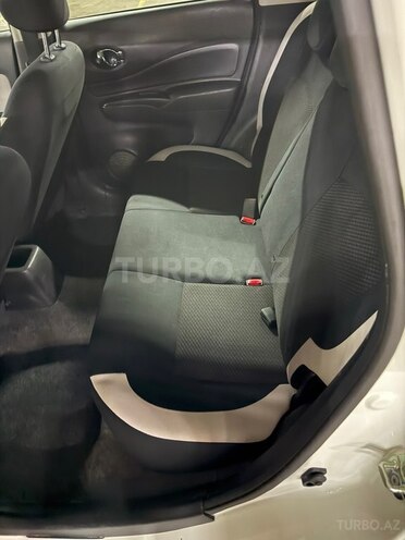 Nissan Note-7