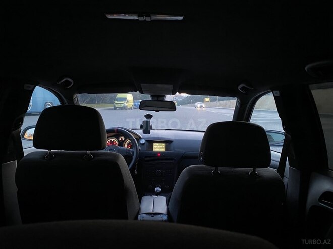 Opel Astra-12