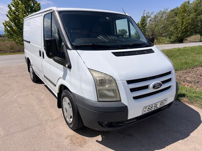 Ford Transit-18