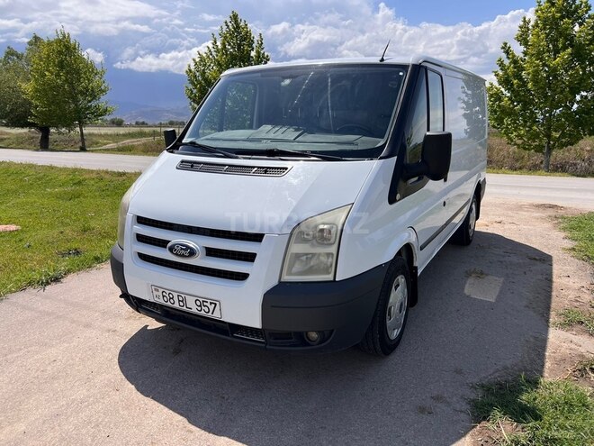 Ford Transit-19