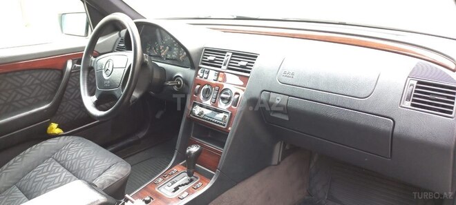 Mercedes C 180-2