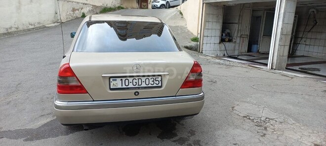 Mercedes C 180-8