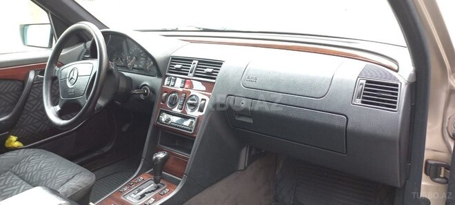 Mercedes C 180-3