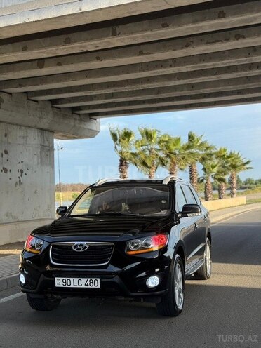 Hyundai Santa Fe-3