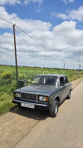 LADA (VAZ) 2107-4