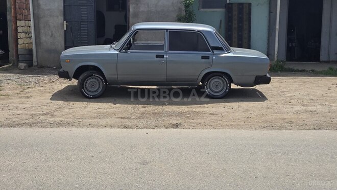 LADA (VAZ) 2107-6