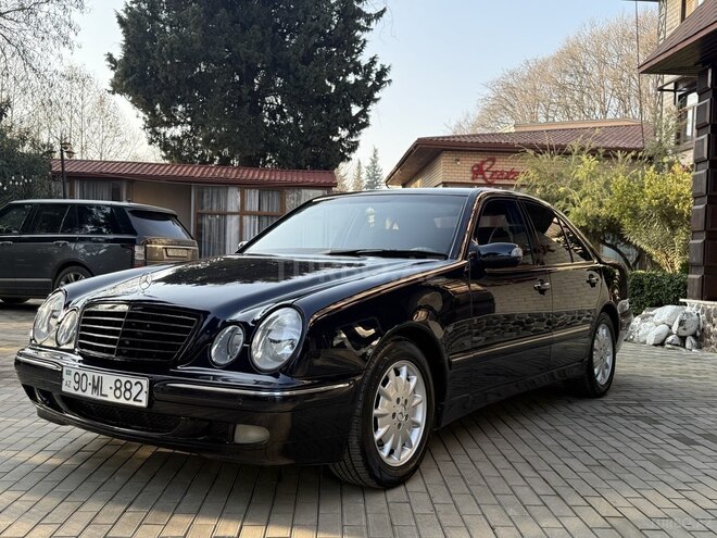 Mercedes E 220-8