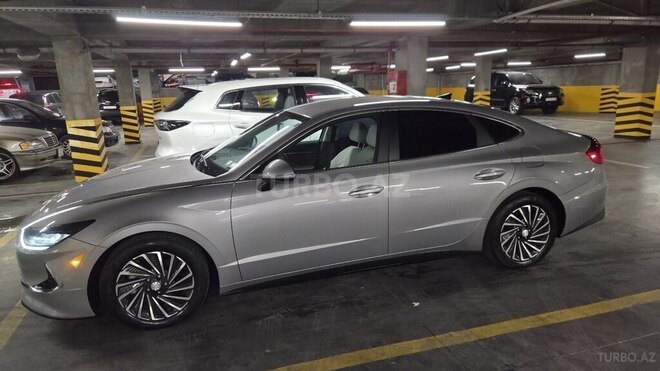 Hyundai Sonata-11