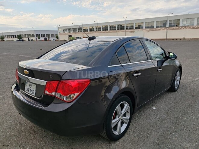 Chevrolet Cruze-3