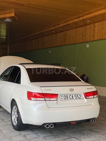 Hyundai Sonata-8