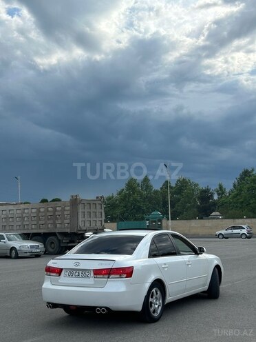 Hyundai Sonata-9