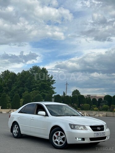 Hyundai Sonata-6
